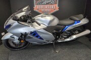 SUZUKI GSX1300R HAYABUSA