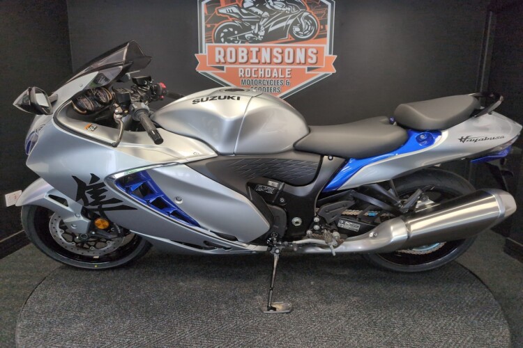 SUZUKI GSX1300R HAYABUSA