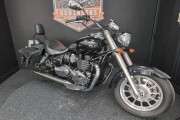 TRIUMPH BONNEVILLE AMERICA 865