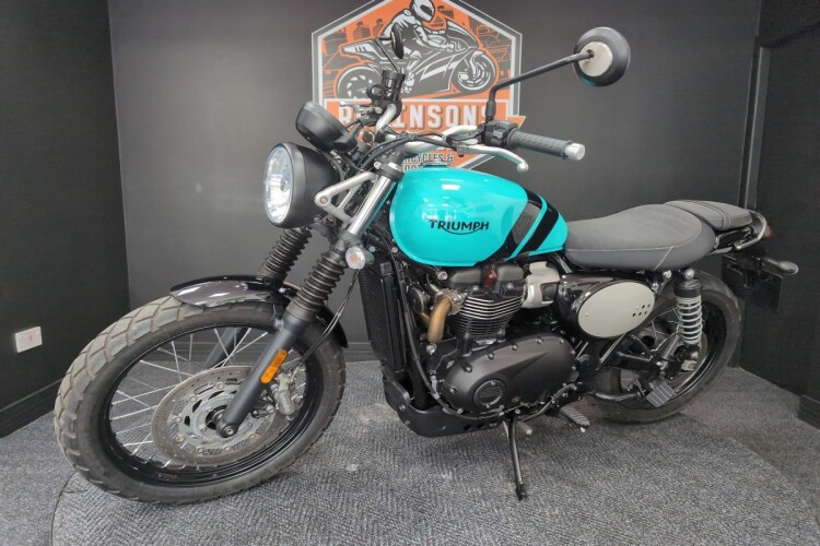 TRIUMPH SCRAMBLER 900