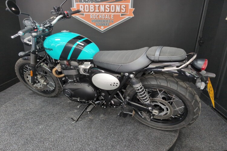 TRIUMPH SCRAMBLER 900