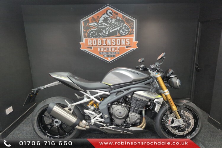 TRIUMPH SPEED TRIPLE 1200