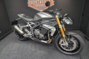 TRIUMPH SPEED TRIPLE 1200