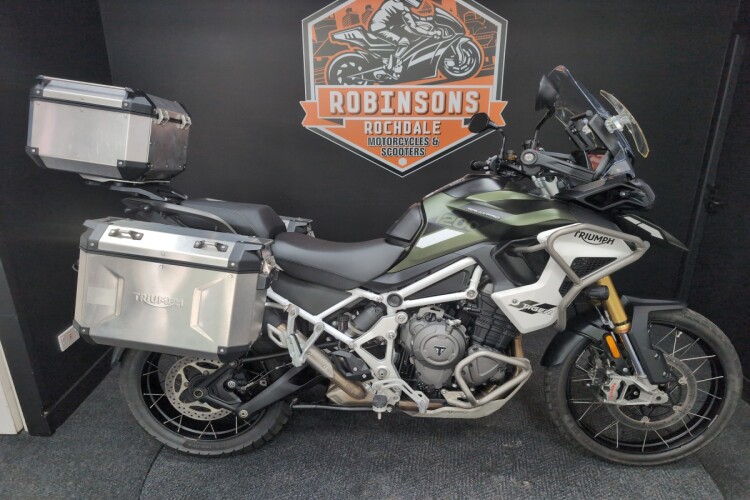 TRIUMPH TIGER 1200