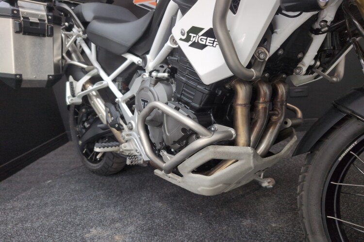 TRIUMPH TIGER 1200