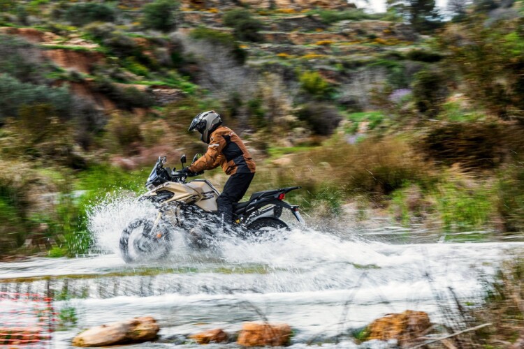 VOGE DS625X