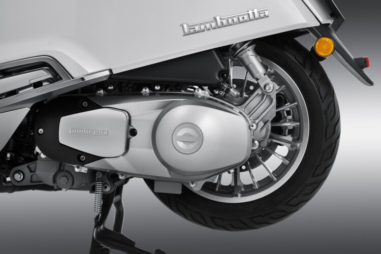 LAMBRETTA J125