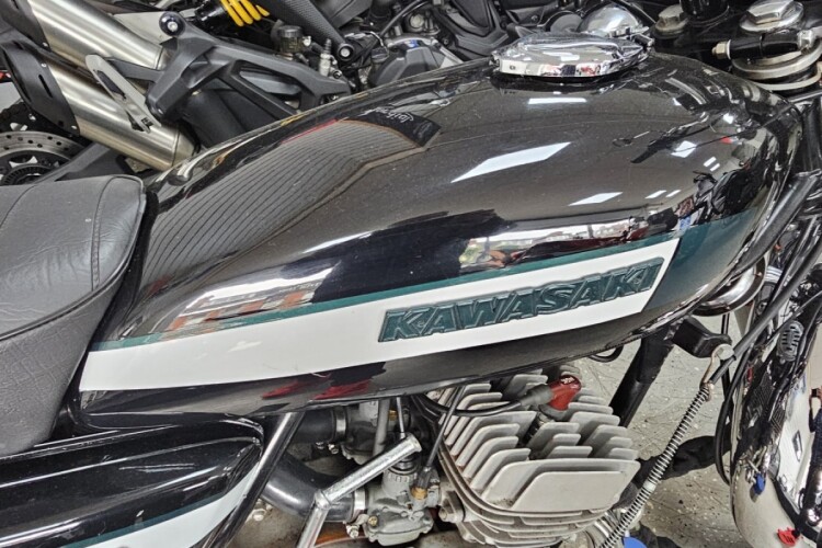 KAWASAKI KH 250