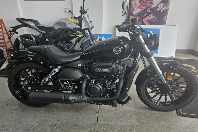 KEEWAY RKV 125 C