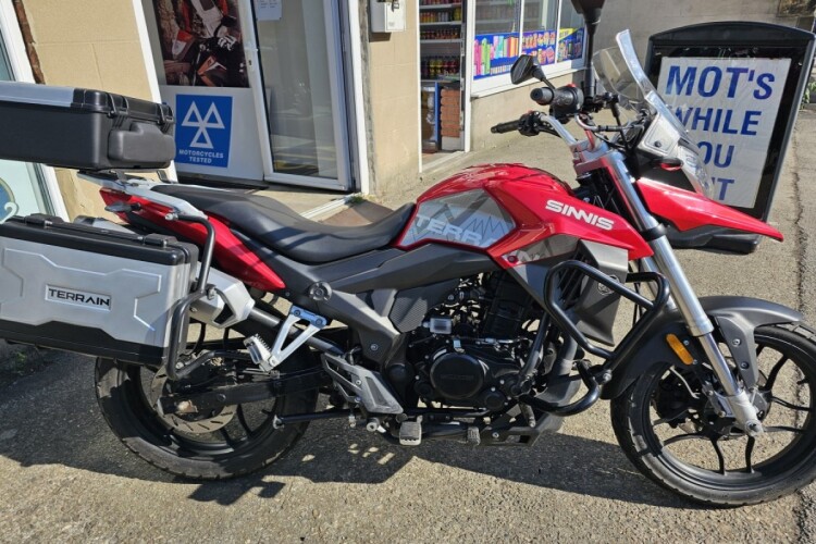 SINNIS TERRAIN 125