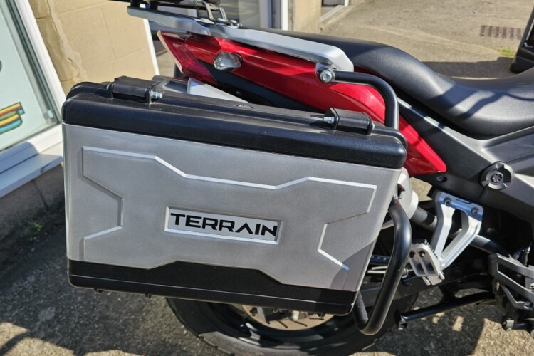 SINNIS TERRAIN 125