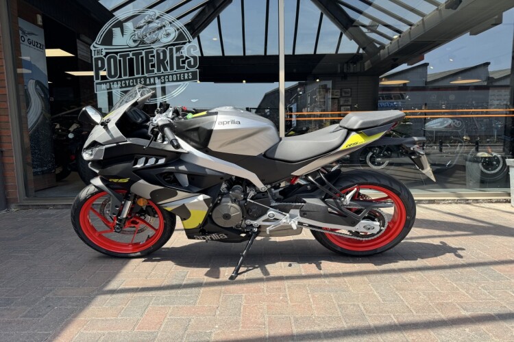 APRILIA RS 457