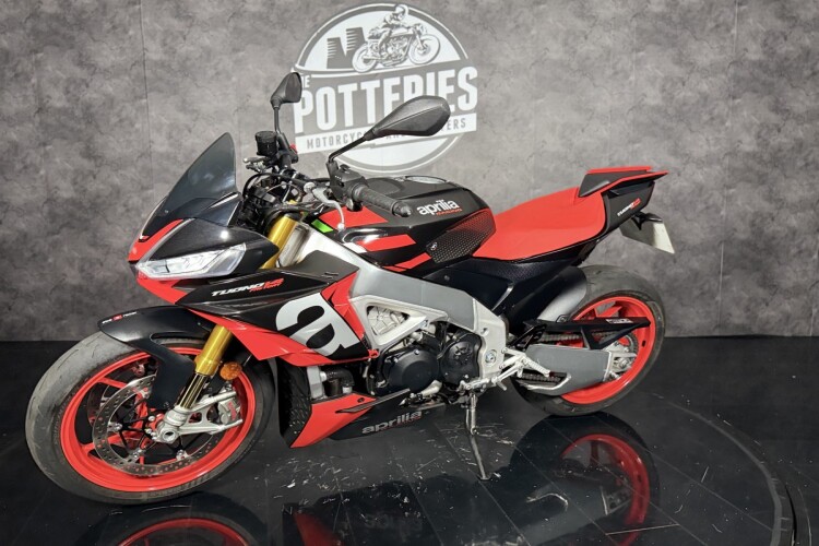 APRILIA TUONO 1100 V4