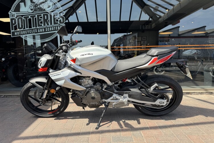 APRILIA TUONO 457