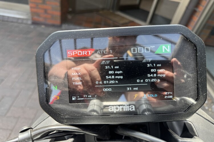APRILIA TUONO 457