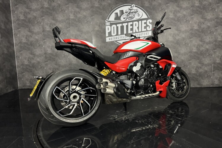 DUCATI DIAVEL