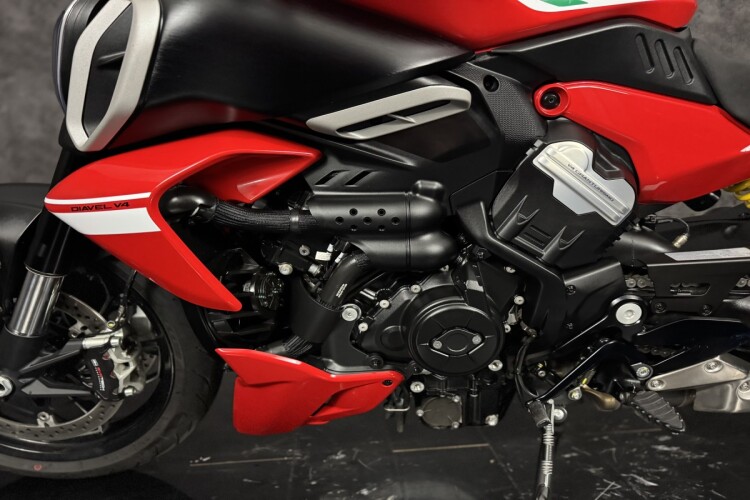 DUCATI DIAVEL