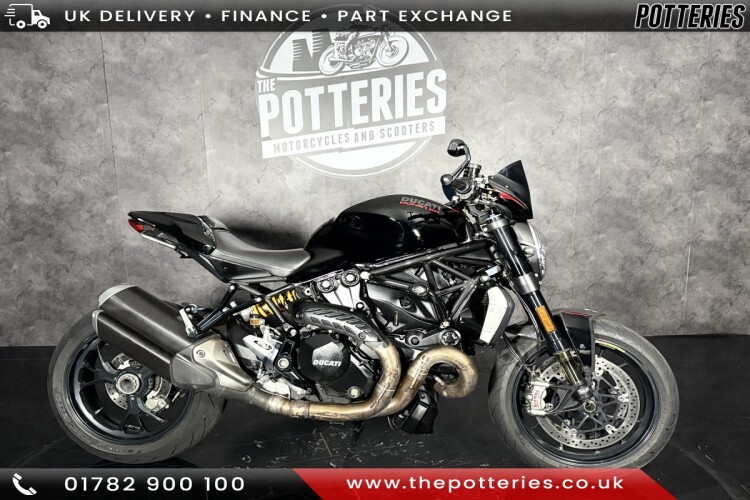 DUCATI MONSTER 1200