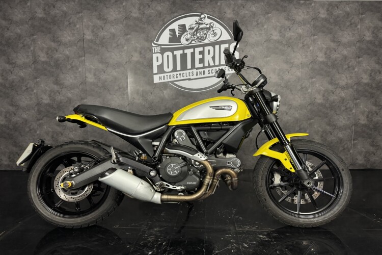 DUCATI SCRAMBLER 800