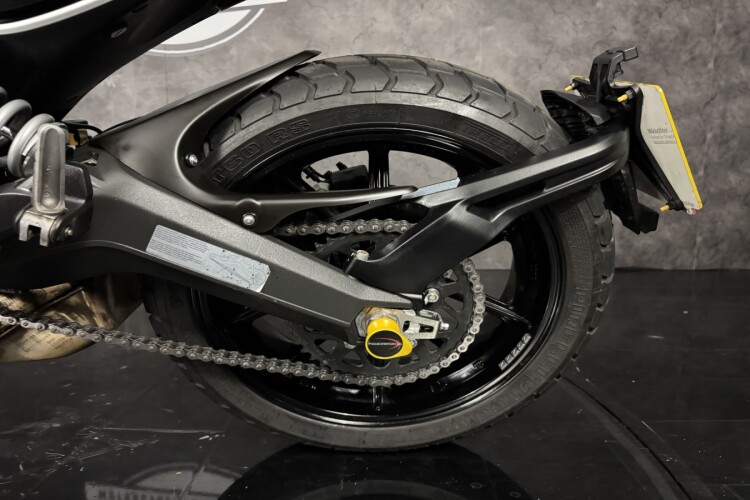 DUCATI SCRAMBLER 800