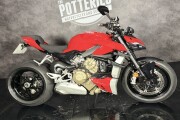 DUCATI STREETFIGHTER V4