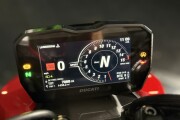 DUCATI STREETFIGHTER V4