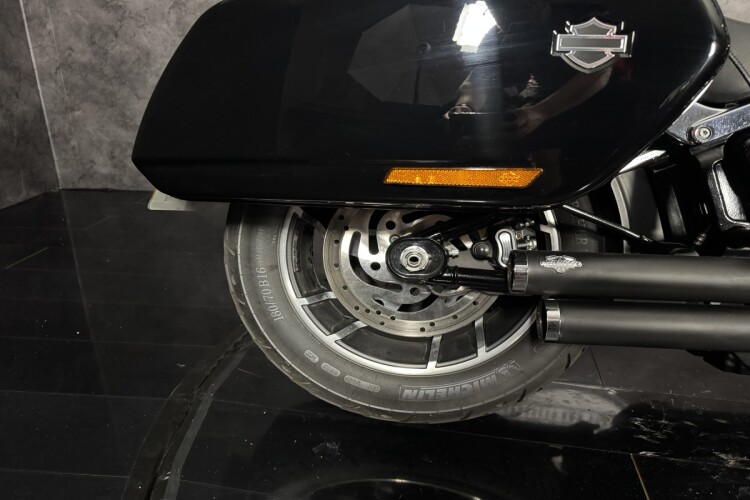 HARLEY-DAVIDSON SOFTAIL