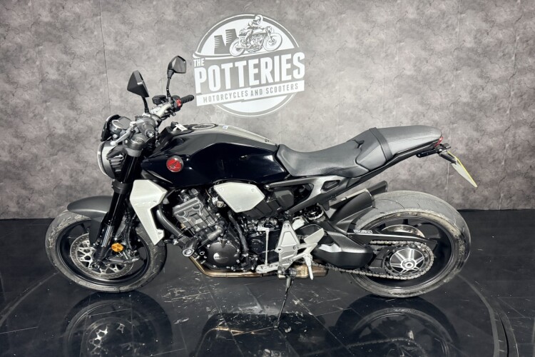 HONDA CB1000R