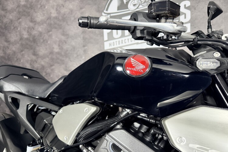 HONDA CB1000R