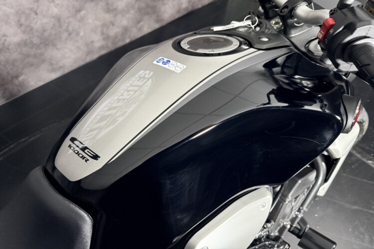 HONDA CB1000R