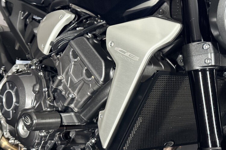 HONDA CB1000R