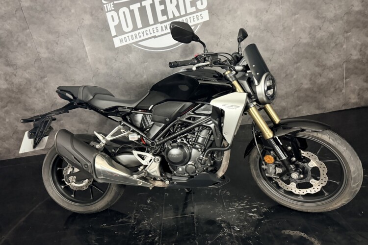 HONDA CB300R