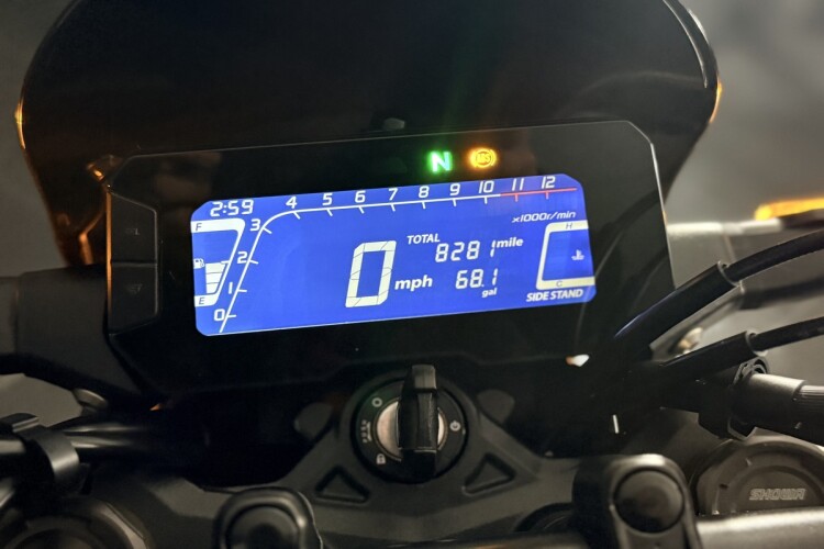 HONDA CB300R
