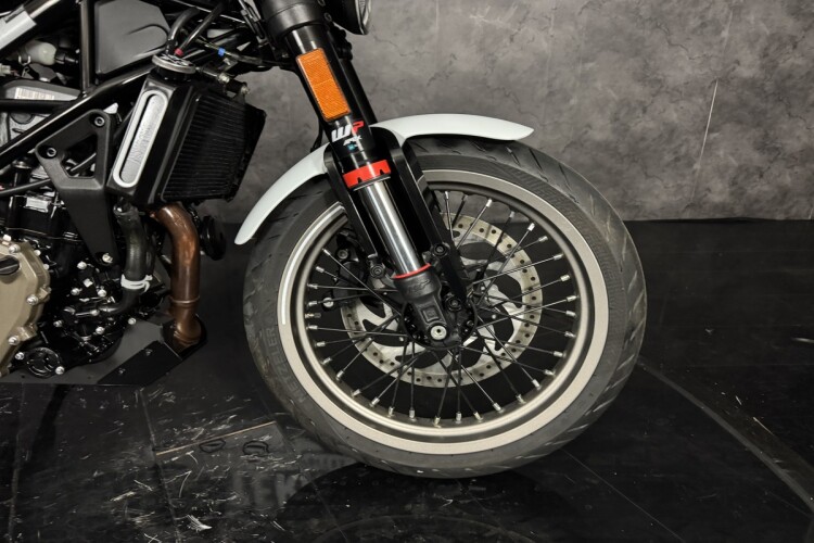 HUSQVARNA VITPILEN 401