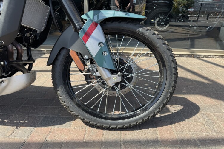 KAWASAKI KLE500 SE