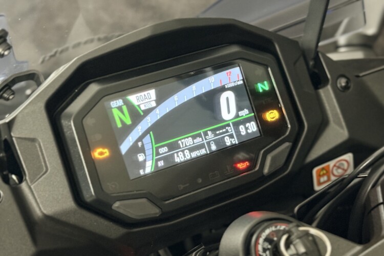 KAWASAKI NINJA 1000SX