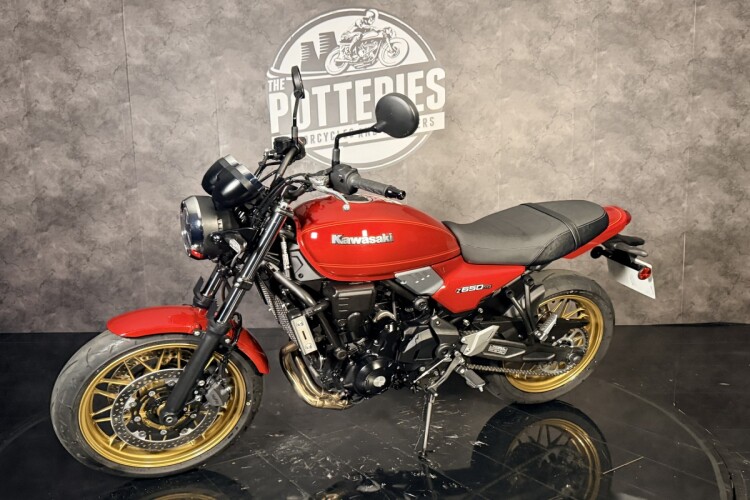 KAWASAKI Z650 RS