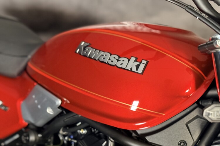 KAWASAKI Z650 RS