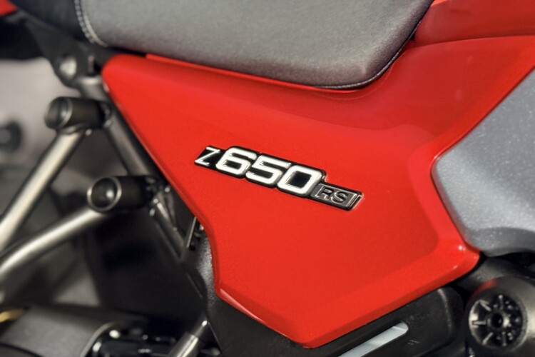 KAWASAKI Z650 RS