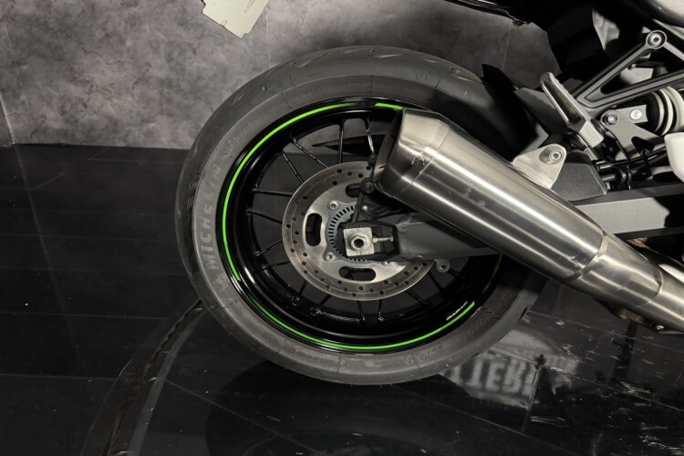 KAWASAKI Z900 RS CAFé