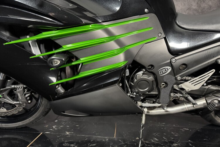 KAWASAKI ZZR1400