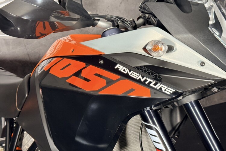 KTM 1050 ADVENTURE