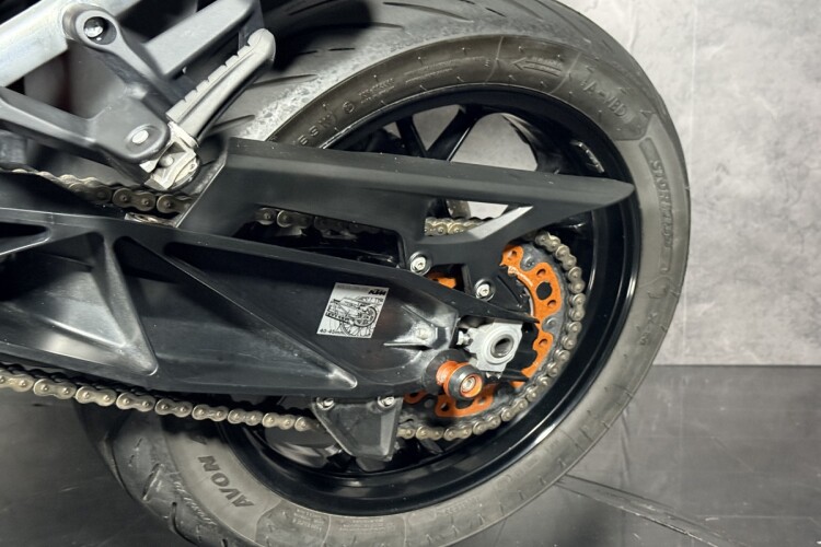 KTM 1050 ADVENTURE