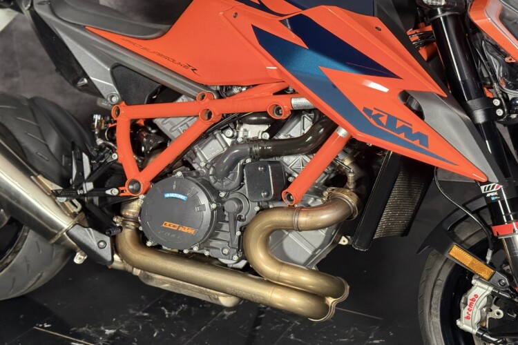 KTM 1290 SUPER DUKE R
