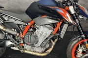 KTM 890 DUKE