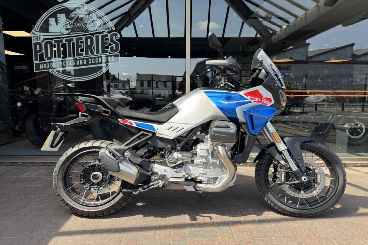 MOTO GUZZI STELVIO