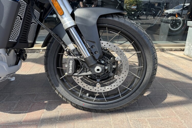 MOTO GUZZI STELVIO