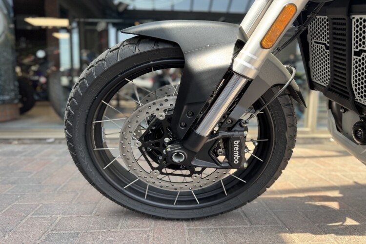 MOTO GUZZI STELVIO