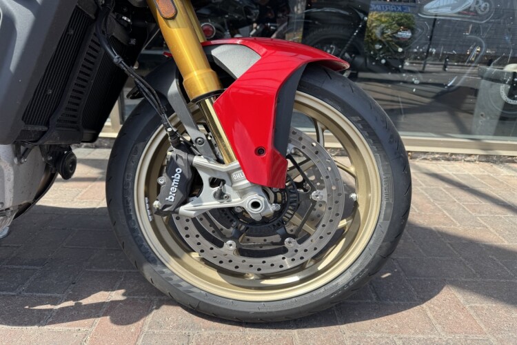 MOTO GUZZI V100 MANDELLO