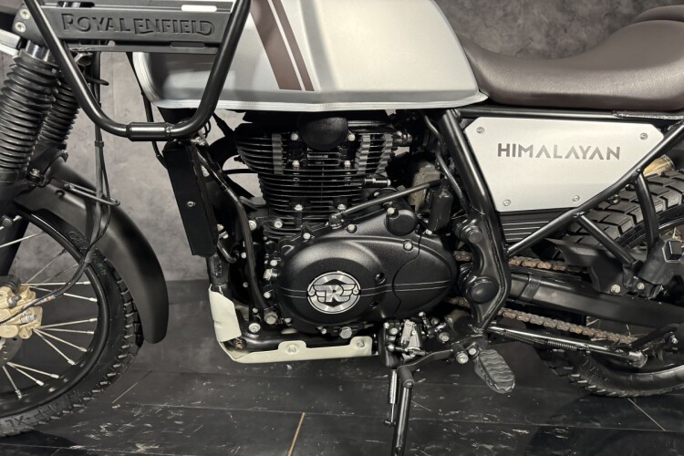 ROYAL ENFIELD HIMALAYAN 411